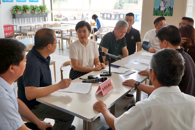 我校啟動(dòng)食品安全突發(fā)事件應(yīng)急預(yù)案(1).jpg