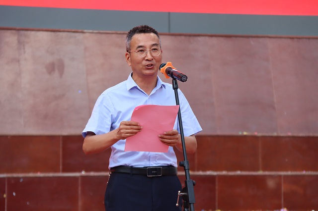 黨委副書記、紀(jì)委書記盧仁虎作總結(jié)講話.jpg