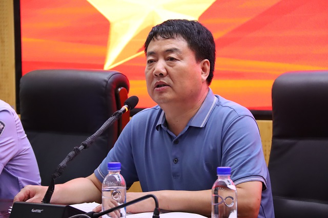 1758615143712122.jpg 校長助理?xiàng)钣篮昕偨Y(jié)講話.jpg